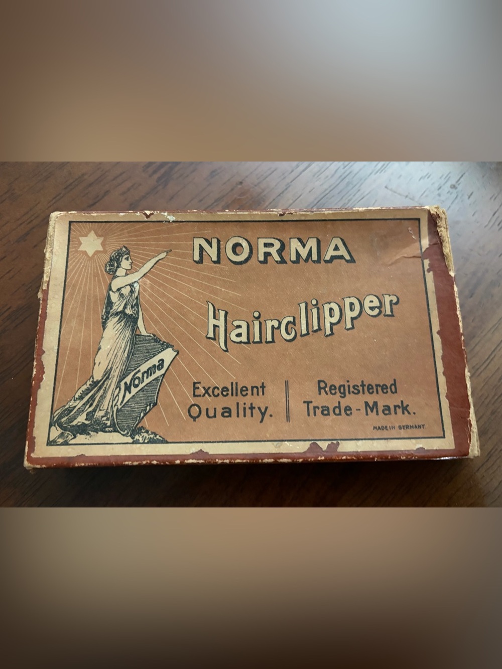 Vintage Norma brand manual hair clipper